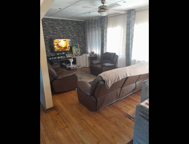 3 BEDROOM PROPERTY TO RENT IN BLUFF